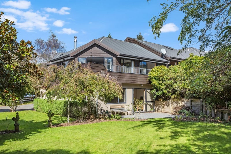 85 Joseph Banks Drive, Whitby, Porirua - Carousel 2