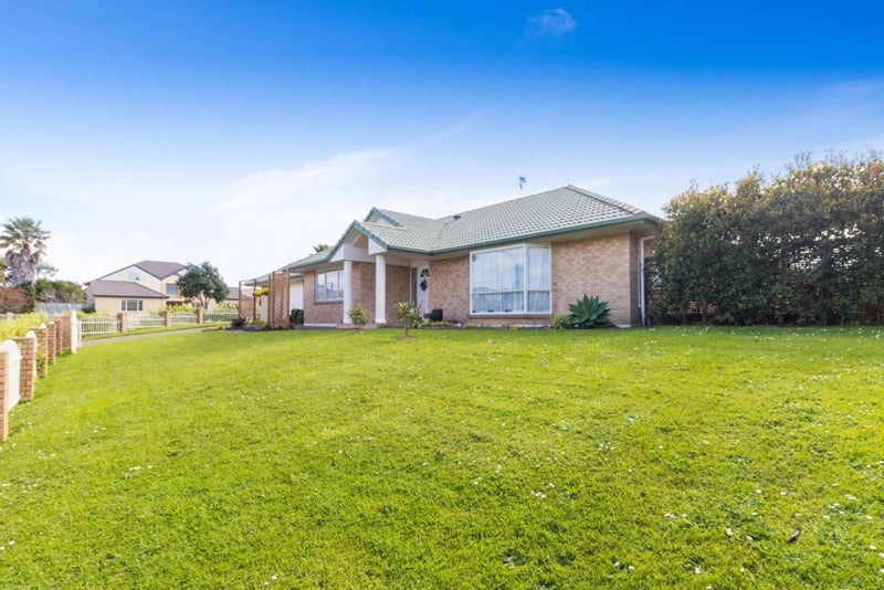 71 Santa Ana Drive, Dannemora, Auckland - Carousel 2