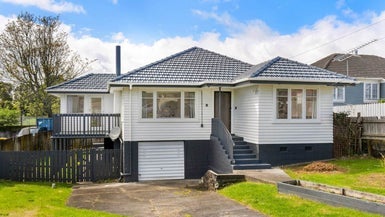 11 Frances Street, Manurewa, Auckland - Carousel 1