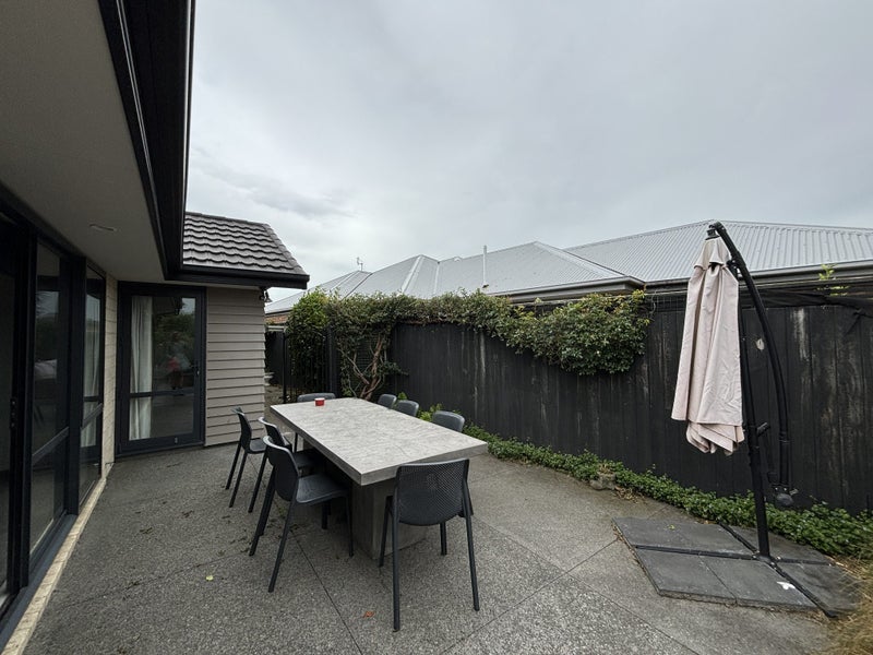 2 Kilbrannan Close, Broomfield, Christchurch - Carousel 19