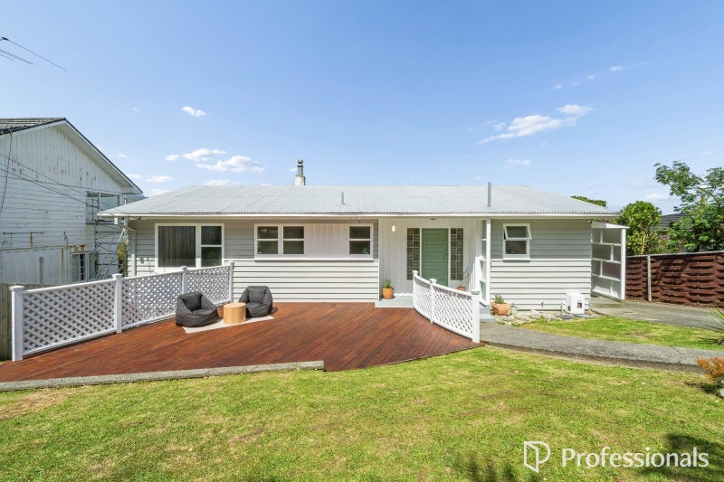 10 Major Drive, Kelson, Lower Hutt - Carousel 1