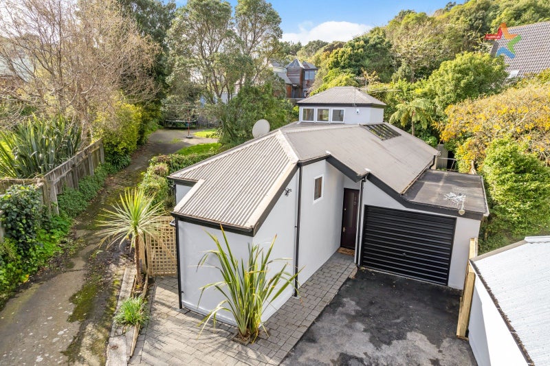 2/196 Dowse Drive, Maungaraki, Lower Hutt - Carousel 2