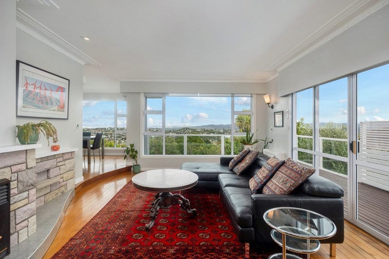 12 Pickens Crescent, Mount Albert, Auckland - Carousel 2