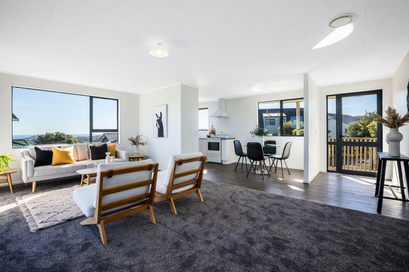 17 Coventry Close, Ascot Park, Porirua - Carousel 2