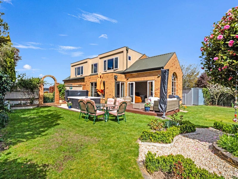 3 Chesterton Common, Rolleston, Rolleston - Carousel 2