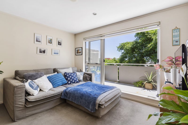 314/26 Morningside Drive, Morningside, Auckland - Carousel 1