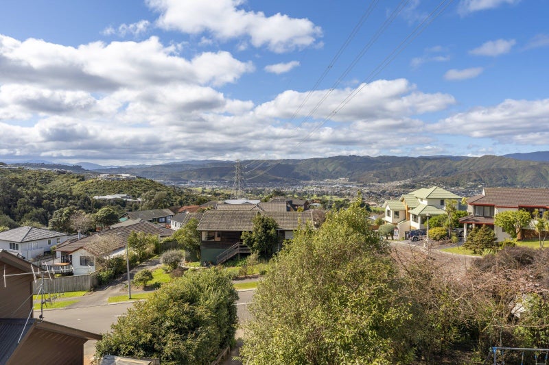 156 Tirohanga Road, Tirohanga, Lower Hutt - Carousel 2