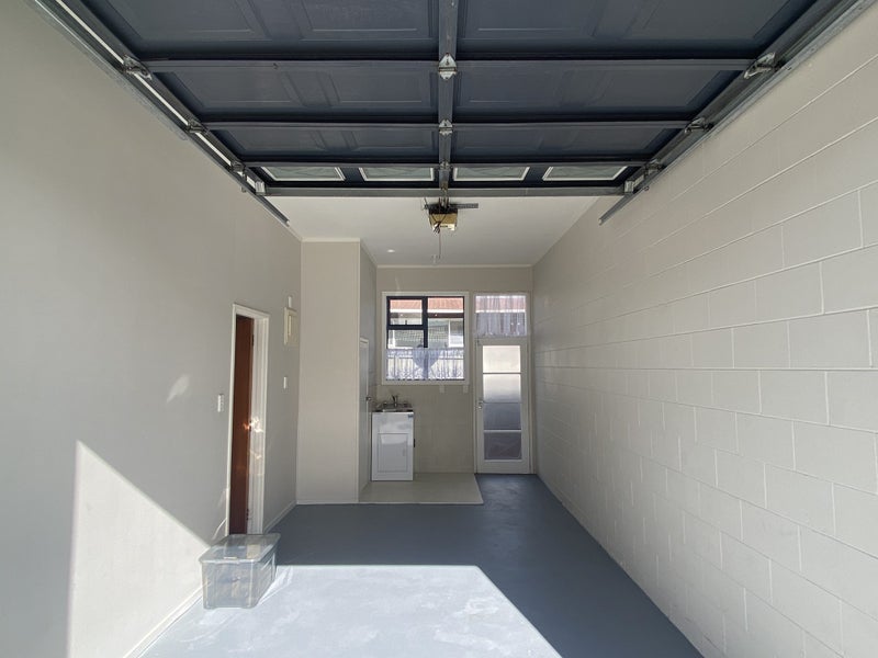 1/114 Te Atatu Road, Te Atatu South, Auckland - Carousel 11