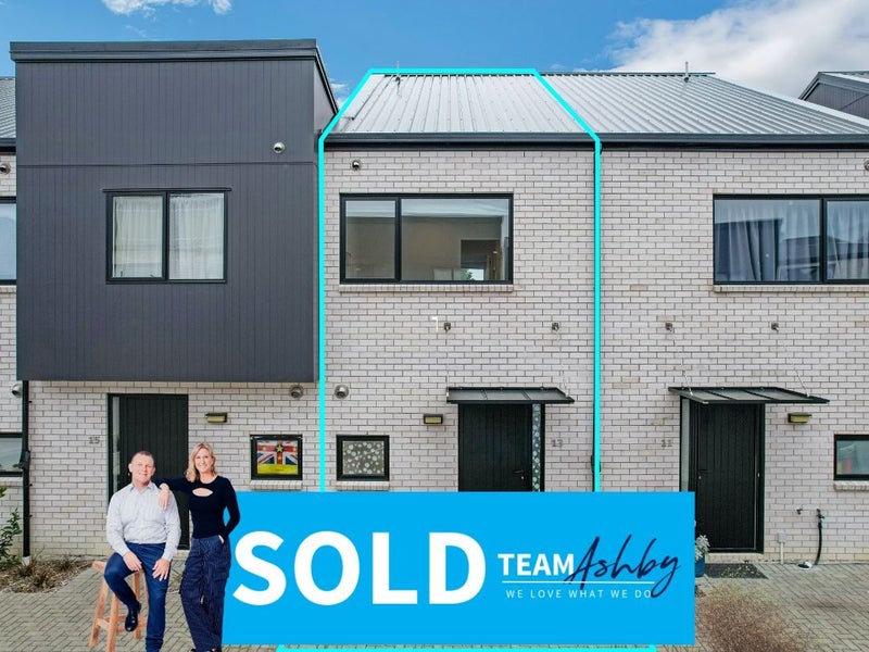 13 Ivy Nola Way, Henderson, Auckland - Carousel 1