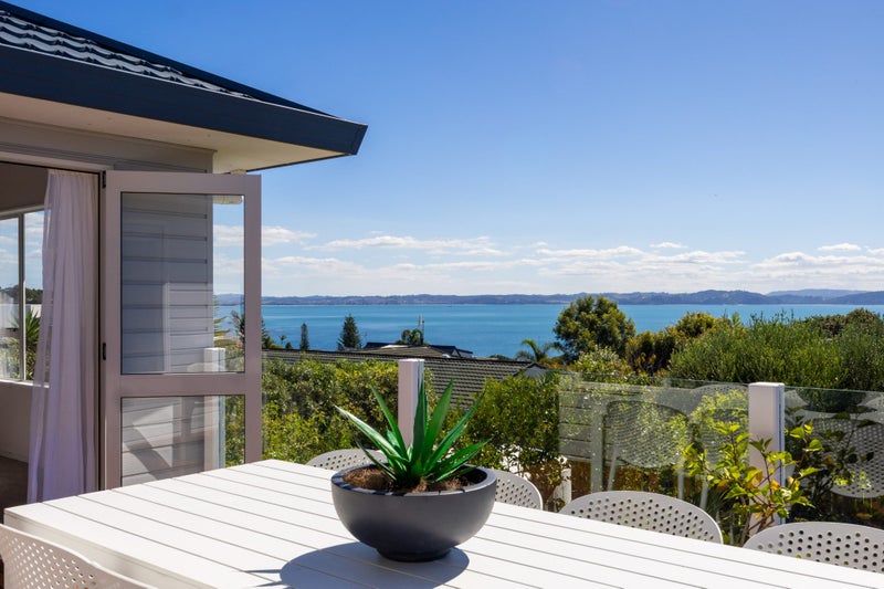 1342 Whangaparaoa Road, Army Bay, Whangaparaoa - Carousel 1