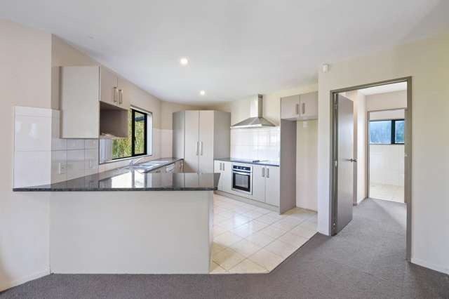 55B Simpson Road, Ranui, Auckland - Carousel 2