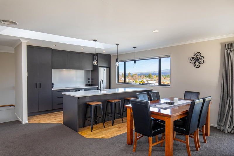 44 Shields Street, Clyde, Clyde - Carousel 2