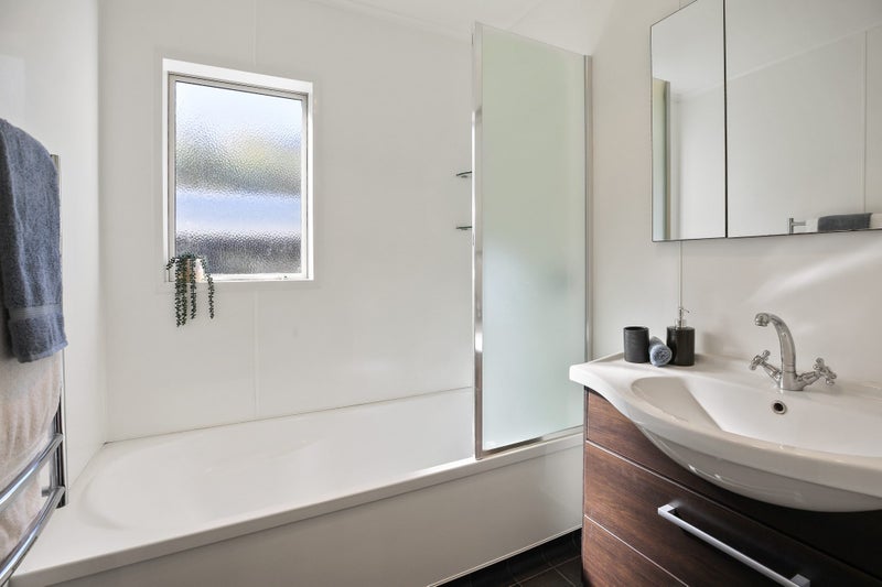 63 Mangarino Street, Te Kūiti - Carousel 30