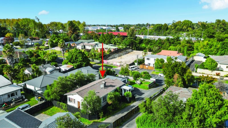 162 Rimu Street, Maeroa, Hamilton - Carousel 1