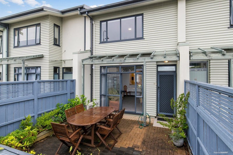 54/2 Armoy Drive, East Tamaki, Auckland - Carousel 1