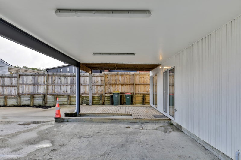 9 Hurstwood Place, Glen Innes, Auckland - Carousel 21
