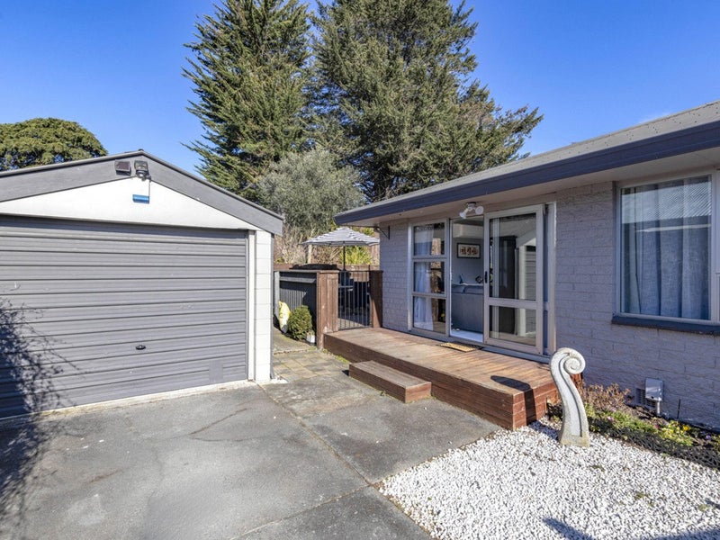 2/140 Hay Street, Bromley, Christchurch - Carousel 1