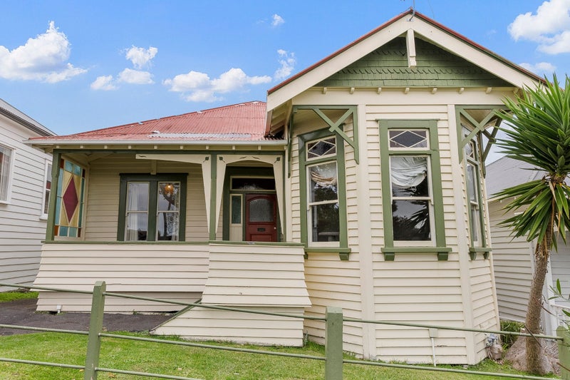 26 Elgin Street, Grey Lynn, Auckland - Carousel 1