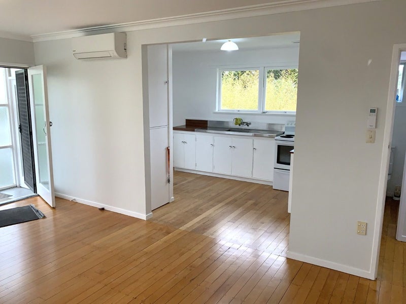6/238 Onewa Road, Birkenhead, Auckland - Carousel 2