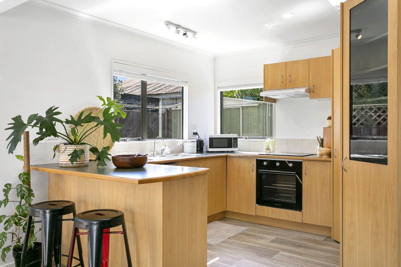 1/12 Laughton Street, Taupō - Carousel 2