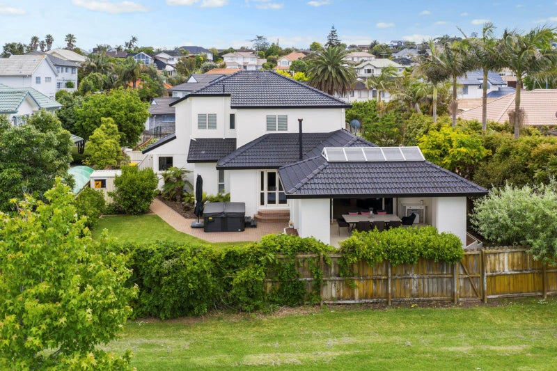 12 Covina Place, Somerville, Auckland - Carousel 2