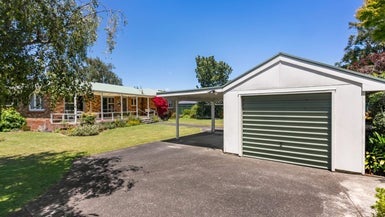 14 Hill Crescent, New Lynn, Auckland - Carousel 1