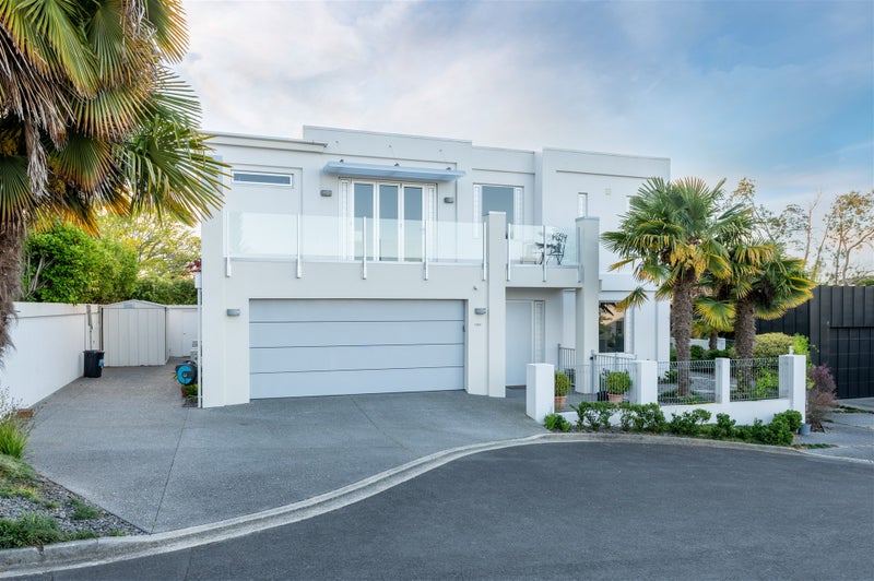 136C Lake Crescent, Hamilton Lake, Hamilton - Carousel 1