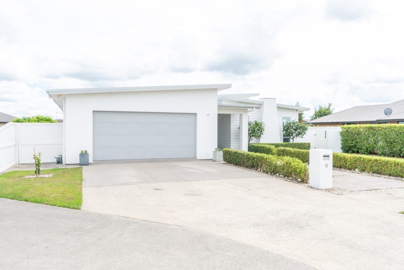 10 Whistler Close, Rototuna North, Hamilton - Carousel 2