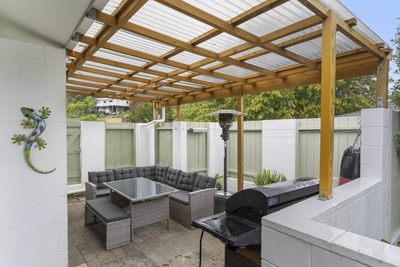 1/37 Simon Ellice Drive, Bayview, Auckland - Carousel 2