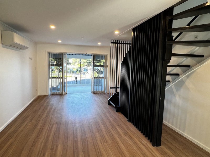 237 Marine Parade, Napier South, Napier - Carousel 1