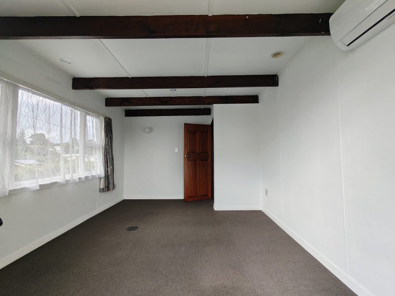 1A Holbrook Street, Avondale, Auckland - Carousel 9