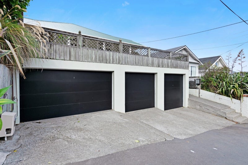9 Hohiria Road, Hataitai, Wellington - Carousel 14