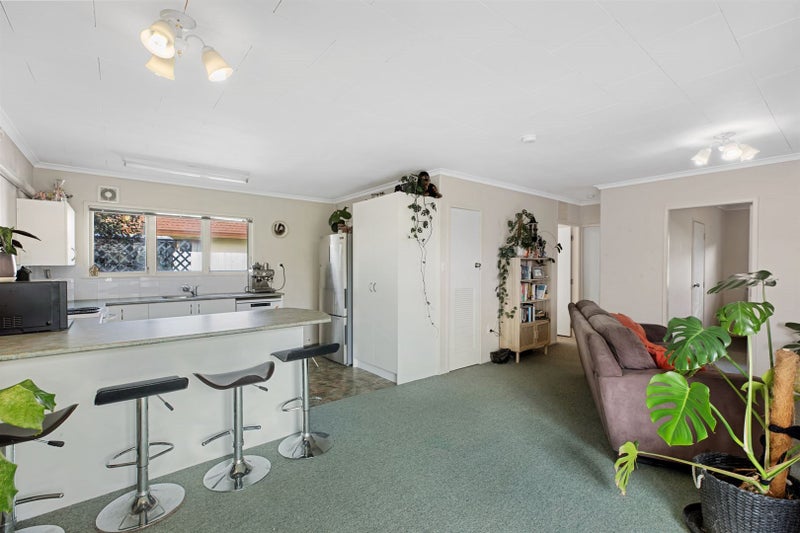 3/35 Bureta Road, Otumoetai, Tauranga - Carousel 2