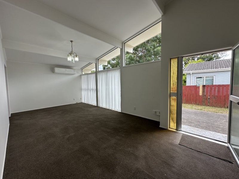 406 Bucklands Beach Road, Bucklands Beach, Auckland - Carousel 2