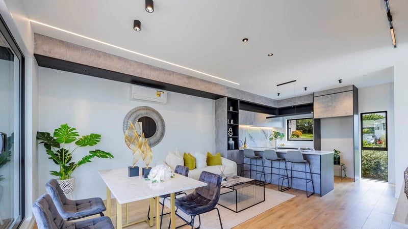 2/18 Riverview Road, New Lynn, Auckland - Carousel 1