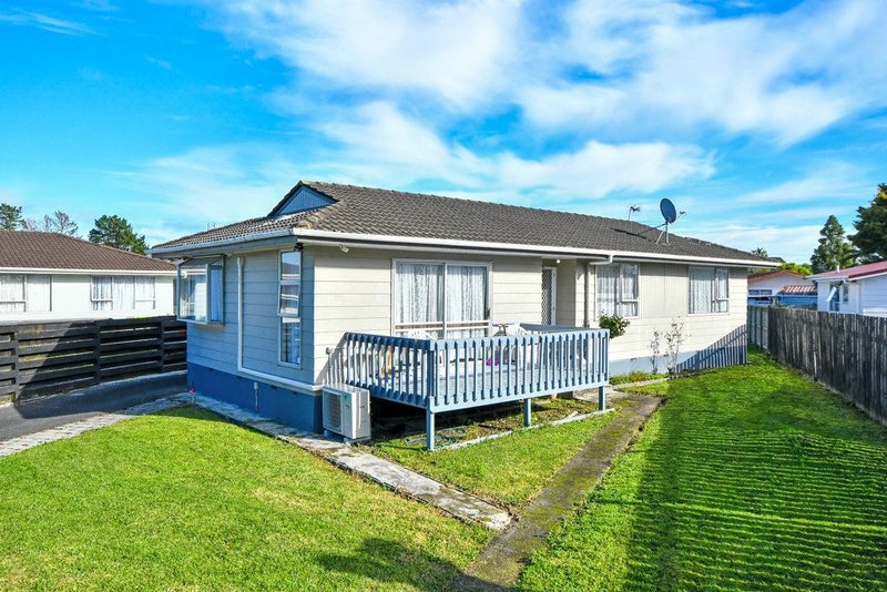 6 Quintal Place, Papatoetoe, Auckland - Carousel 1