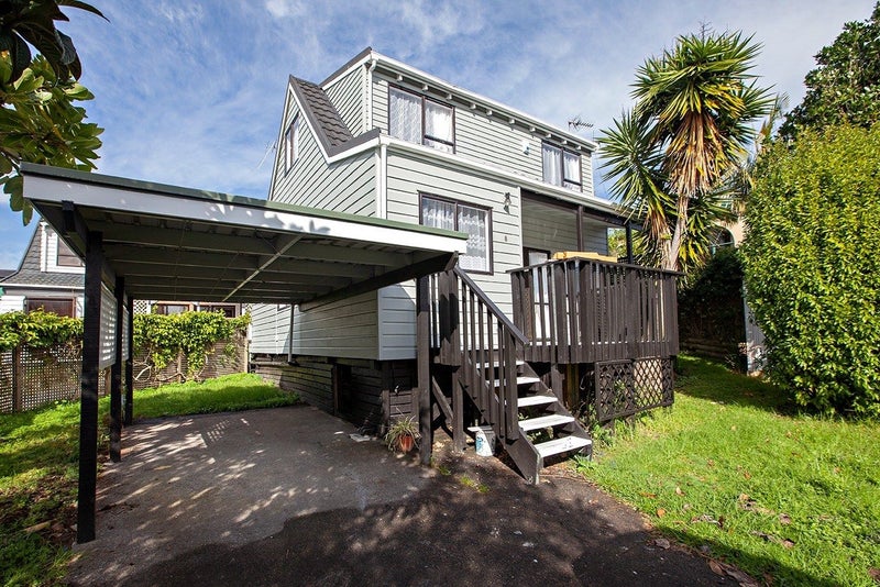 8/4 Taylor Street, Blockhouse Bay, Auckland - Carousel 2