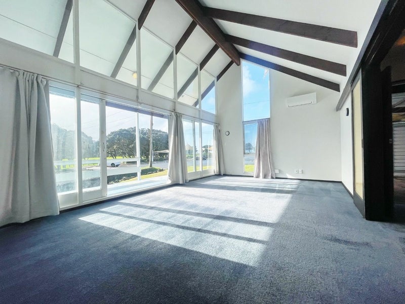 1/22 Craig Road, Milford, Auckland - Carousel 1