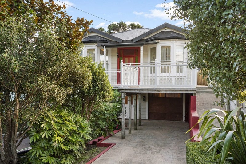 36 Mornington Road, Brooklyn, Wellington - Carousel 1