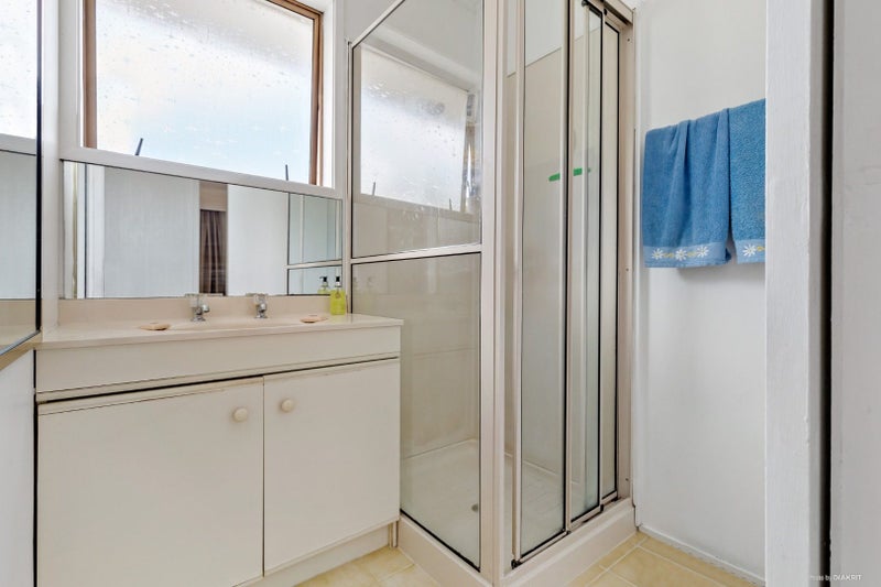 2/5 Pine Ridge Terrace, Hauraki, Auckland - Carousel 5