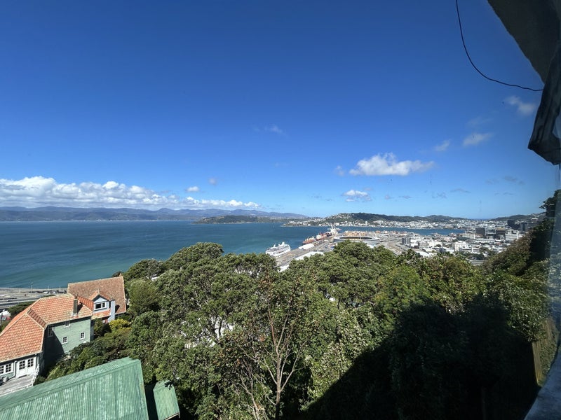 12 Anne Street, Wadestown, Wellington - Carousel 1