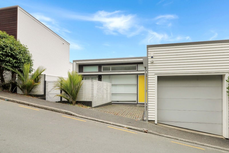 20 Tiketike Way, Brooklyn, Wellington - Carousel 16