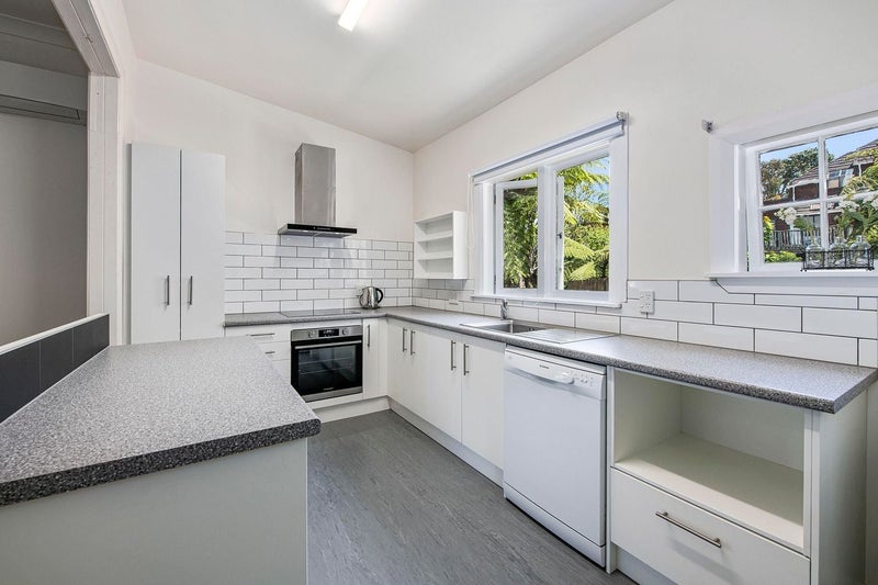 25 Devon Street, Aro Valley, Wellington - Carousel 1