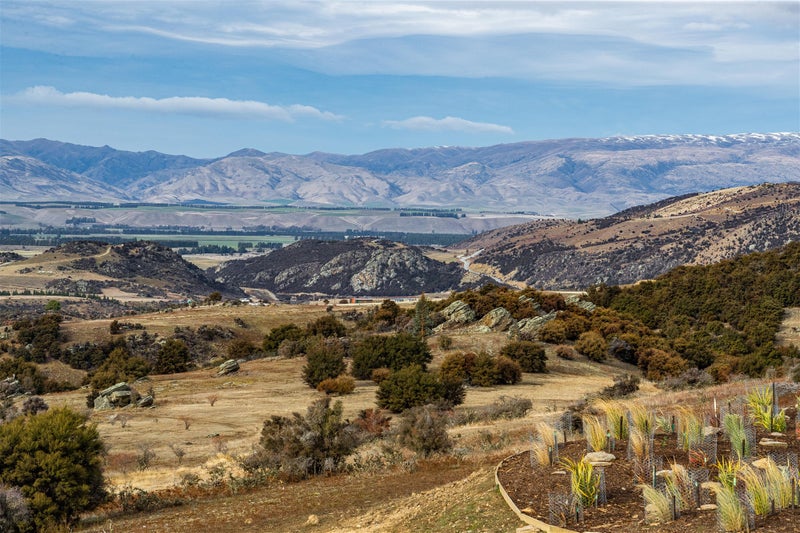 12 Miharo LANE, Queensberry, Cromwell - Carousel 22