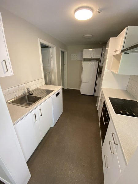 4 Easdale Street, Kelburn, Wellington - Carousel 2