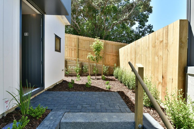 13/694 Whangaparaoa Road, Stanmore Bay, Whangaparaoa - Carousel 2