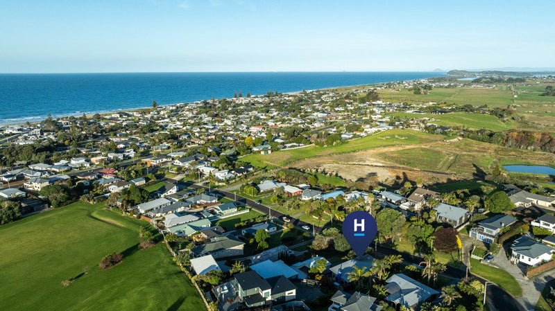 39A THE CRESCENT, Waihi Beach, Western Bay Of Plenty - Carousel 35