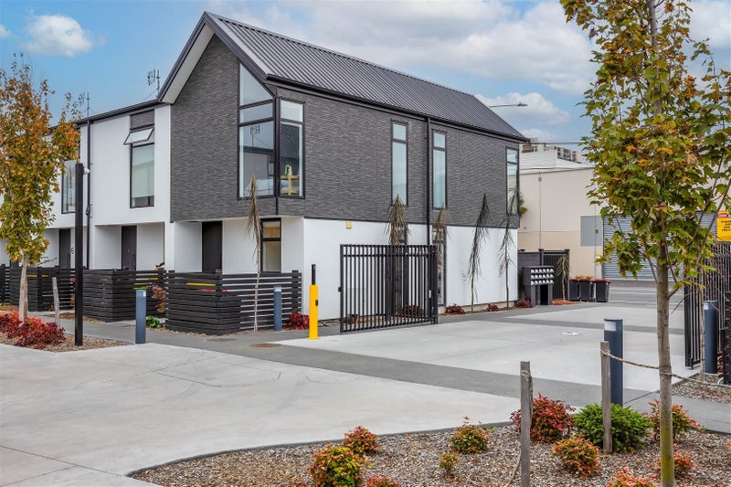 8/10 New Brighton Road, Shirley, Christchurch - Carousel 14