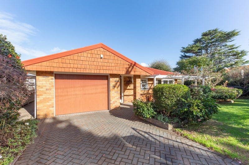 28A Acorn Street, Royal Oak, Auckland - Carousel 1