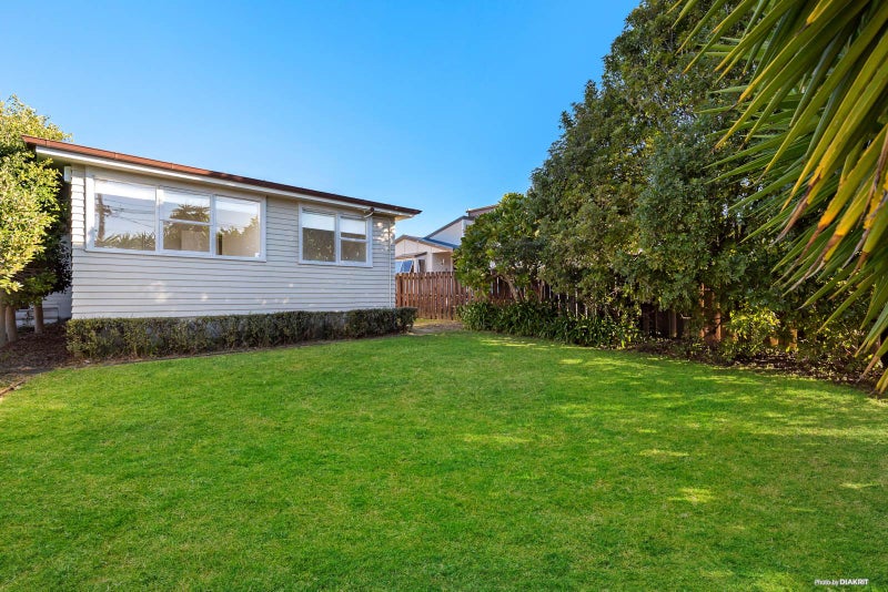 62 Sunrise Avenue, Mairangi Bay, Auckland - Carousel 2